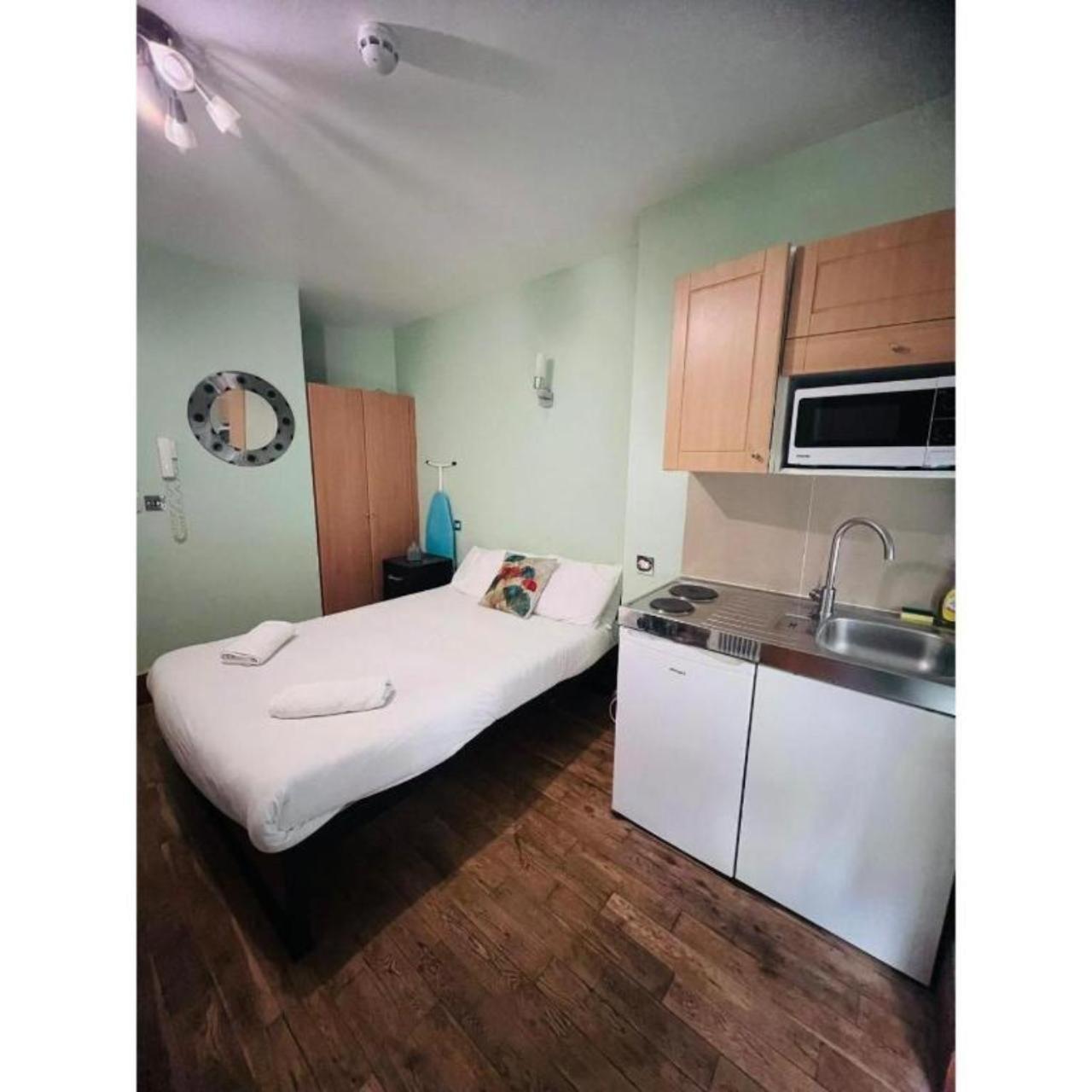 G3- Great Studio For 2 With Patio Near Hyde Park Londra Esterno foto